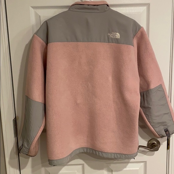 Light pink & grey The North Face Denali jacket! - Picture 2 of 4